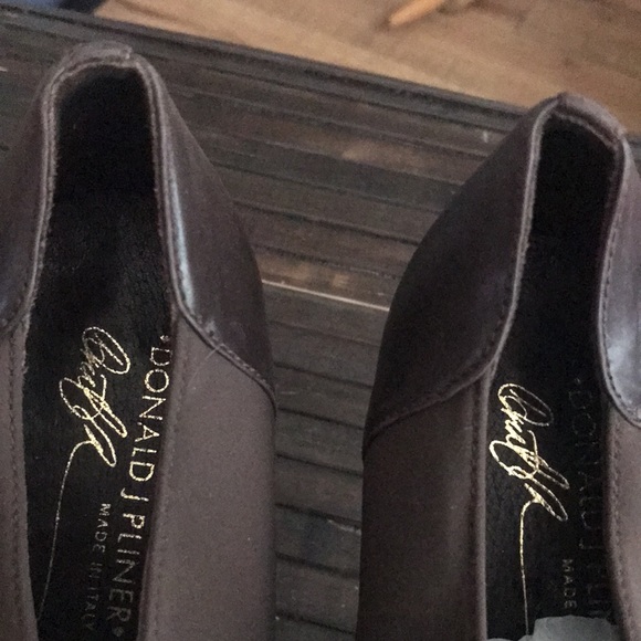 🚨B2G1 DONALD J PLINER Brown Ankle Bootie Heels - Picture 12 of 12